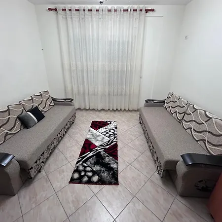 Vlore, Lungomare Apartman