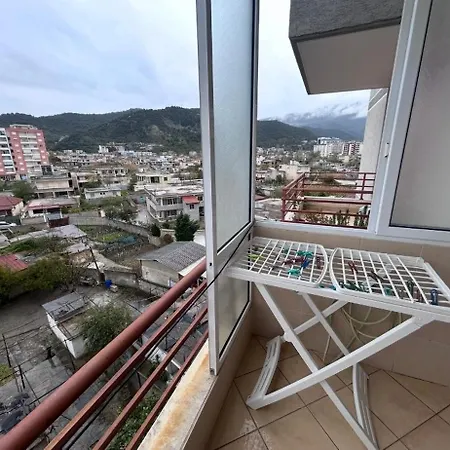 Vlore, Lungomare Apartman